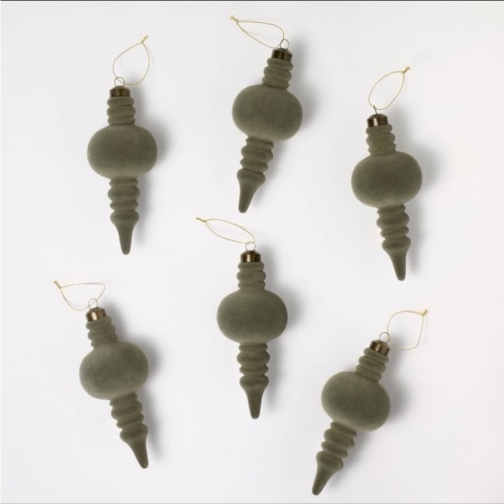 Set of 6 Velvet Finial Christmas Ornament Green-Threshold designed
Studio McGee